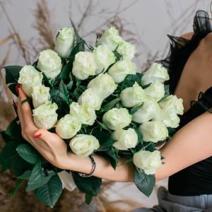 21 белая роз Эквадор