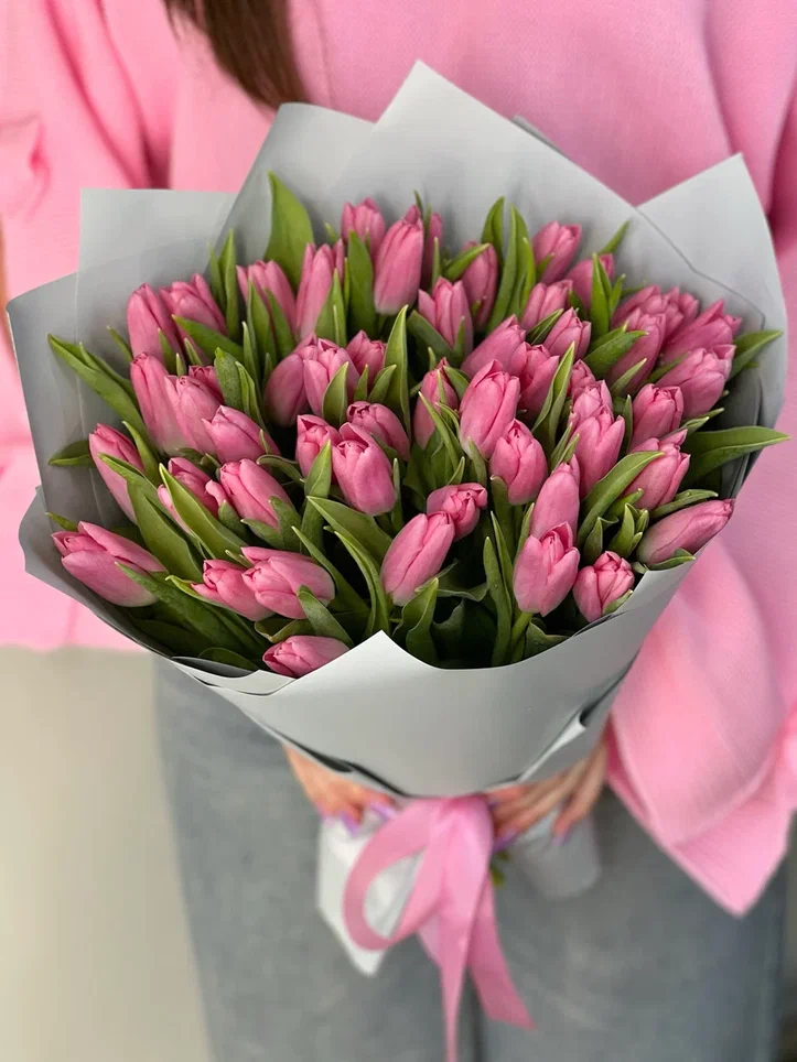 51 розовый тюльпан