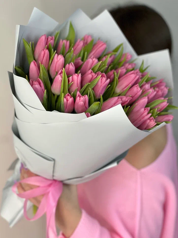 51 розовый тюльпан
