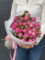 Цветы Букет ярких кустовых роз 1