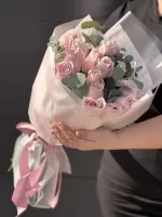 Цветы Букет роз с эвкалиптом 1