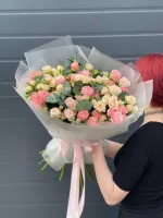 Цветы Потрясающий букет кустовых роз 2