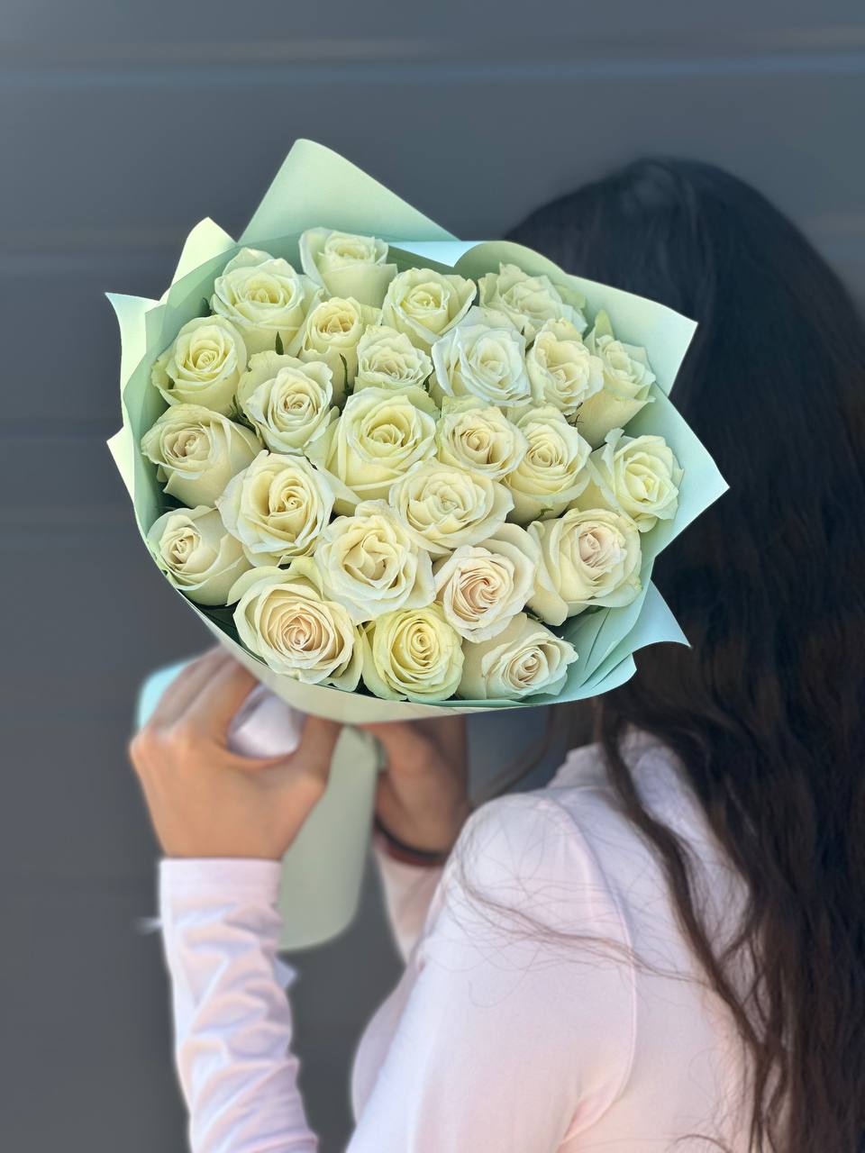 Букет из белых роз Кения