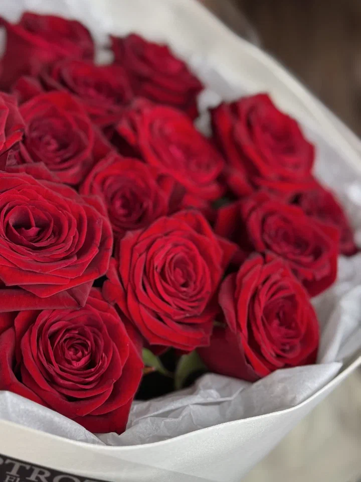 Монобукет красных роз