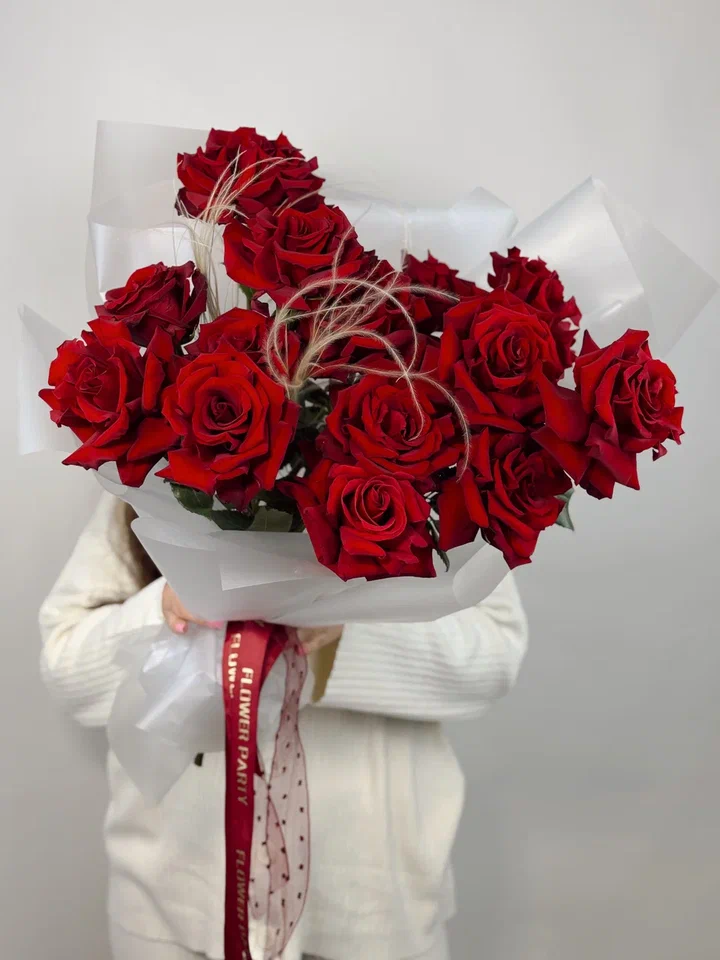 Монобукет красных японских роз