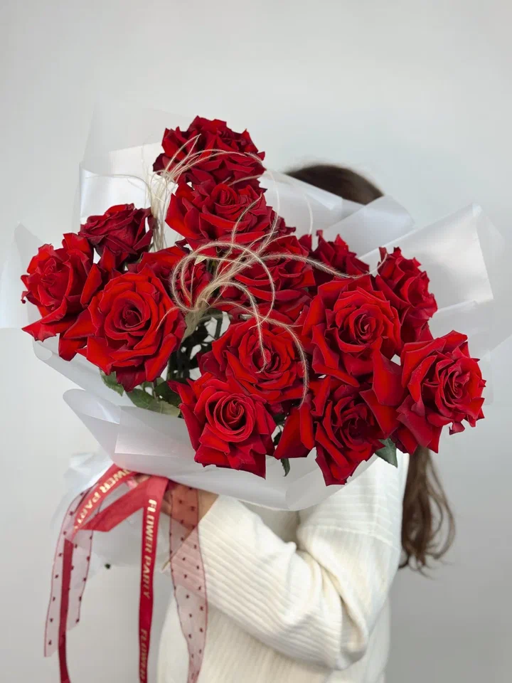 Монобукет красных японских роз