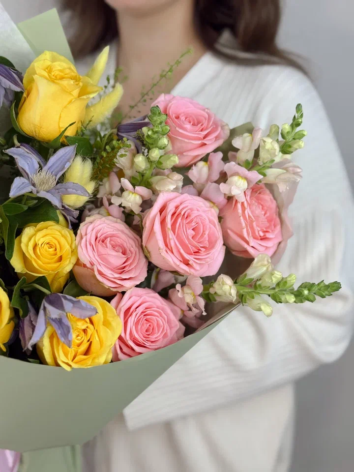 Букет  «Цветочный праздник»