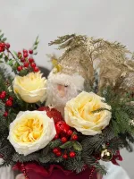 Цветы Композиция с Дедом - Морозом 3