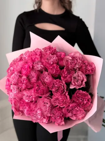 Букет пионовидных роз Кантри Блюз