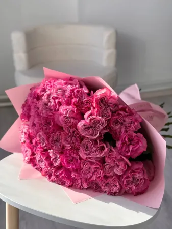 Букет пионовидных роз Кантри Блюз