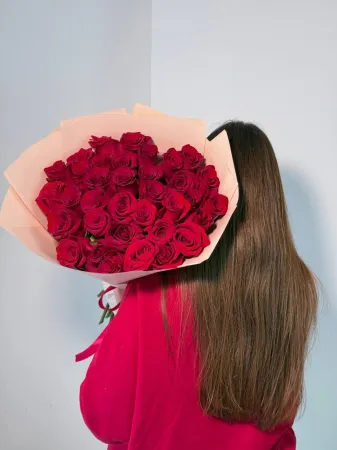 Букет красных роз