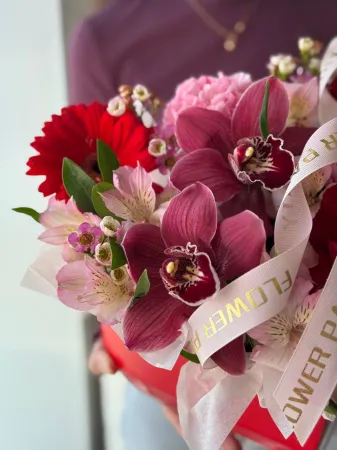 Композиция в коробке сердце