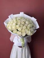 Цветы Белые розы в упаковке 1